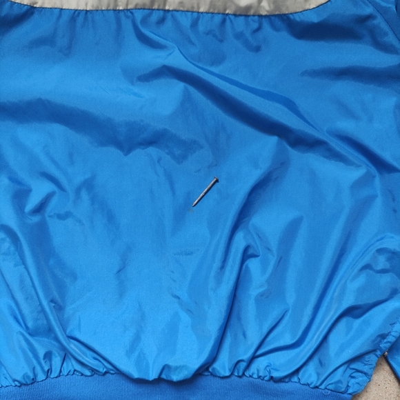 *Sold* Vintage 1980s Nike Windbreaker, Track Jacket Size Small - Picture 10 of 10